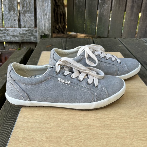 Taos Wm’s Star Canvas Sneakers In Gray Wash Sz 7.5W - Picture 1 of 12